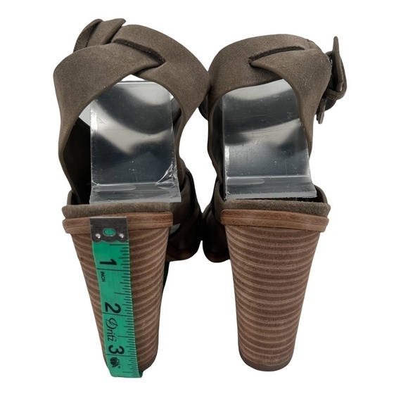 Marc Fisher Taupe Suede Valen Criss Cross Block Heel Sandals 6 Women’s - Picture 8 of 10